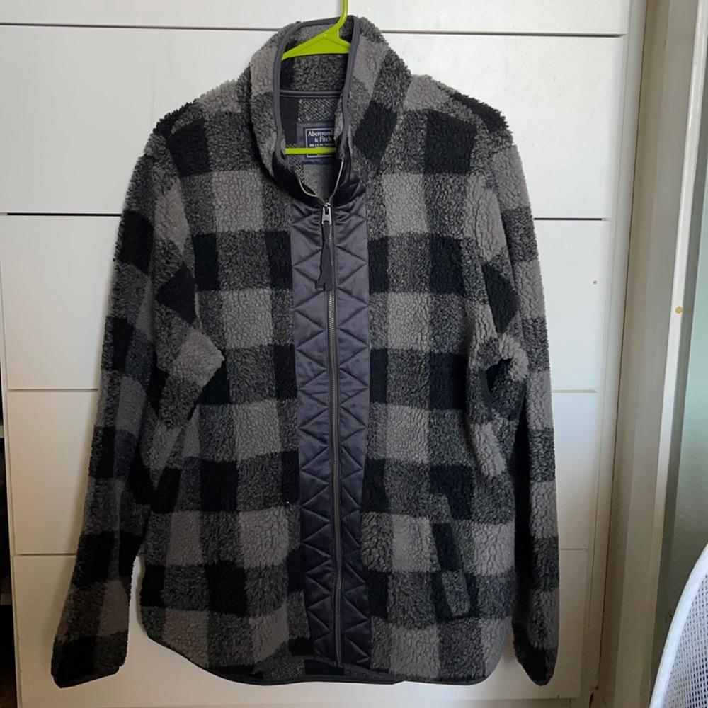 A&F Sherpa fleece zip up jacket